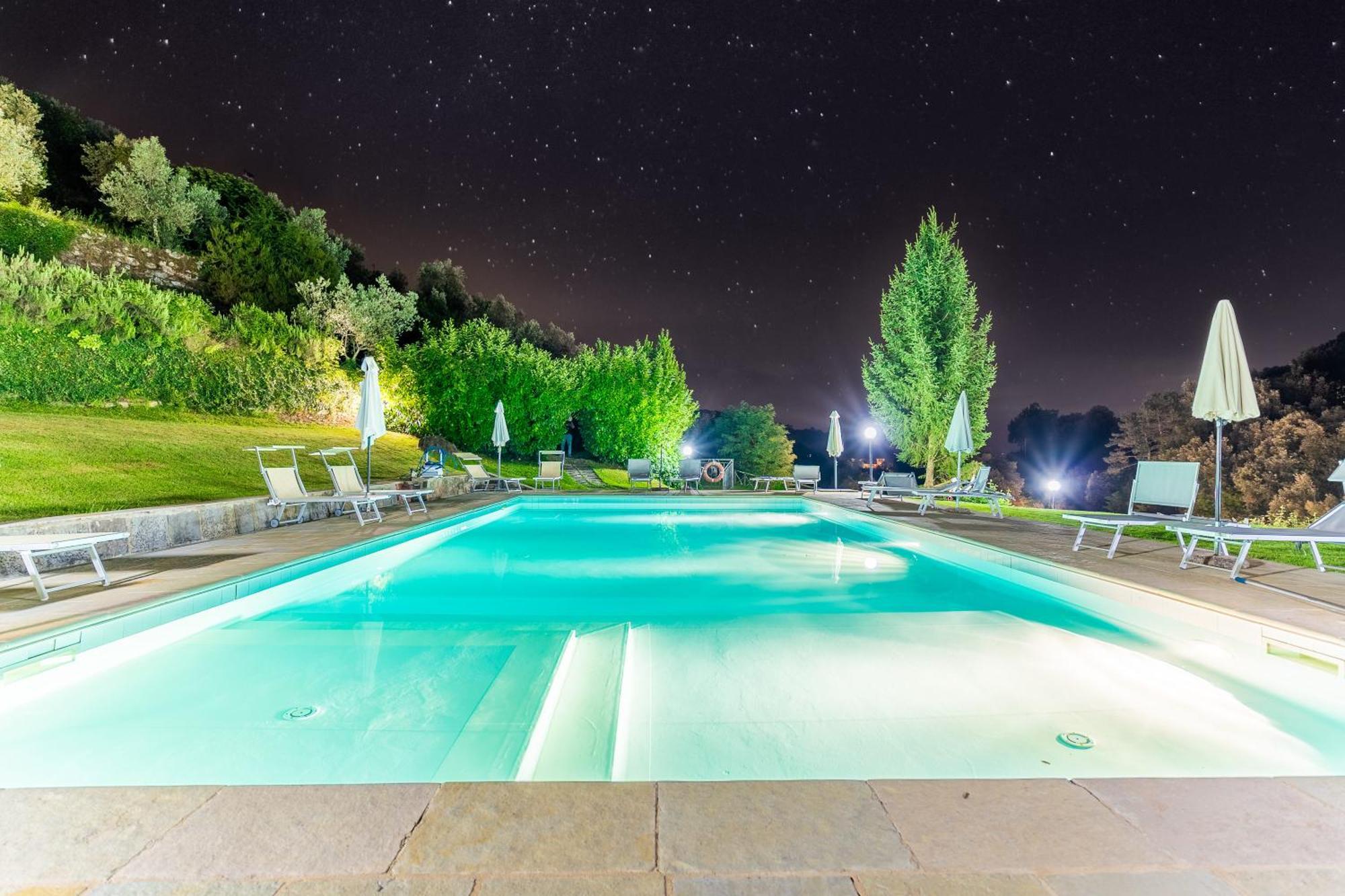 La Ferriera Exclusive Resort - Pool & Waterfall Loro Ciuffenna Kültér fotó