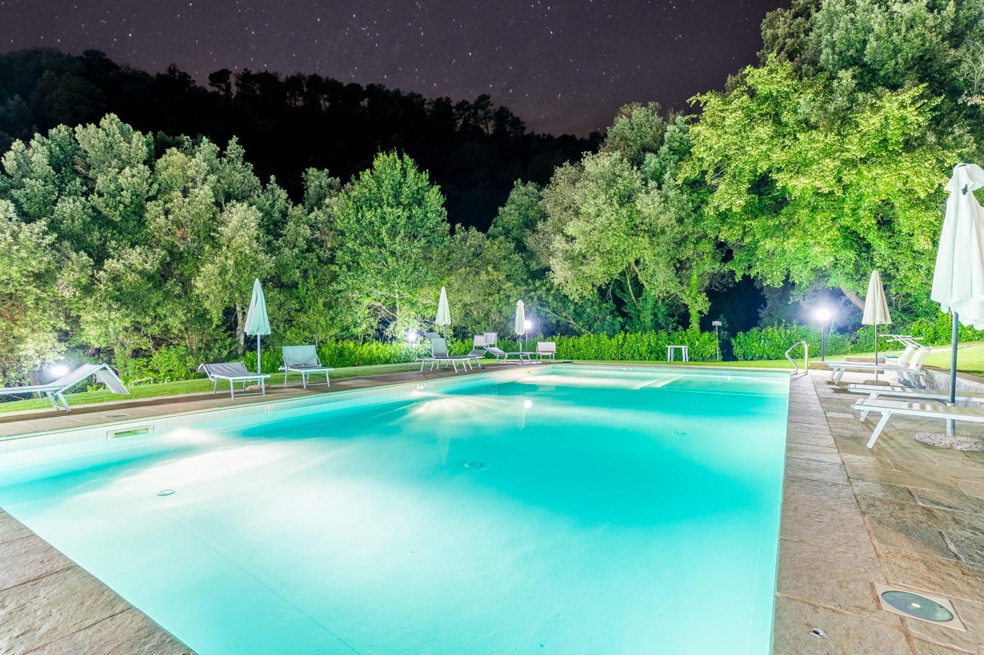 La Ferriera Exclusive Resort - Pool & Waterfall Loro Ciuffenna Kültér fotó